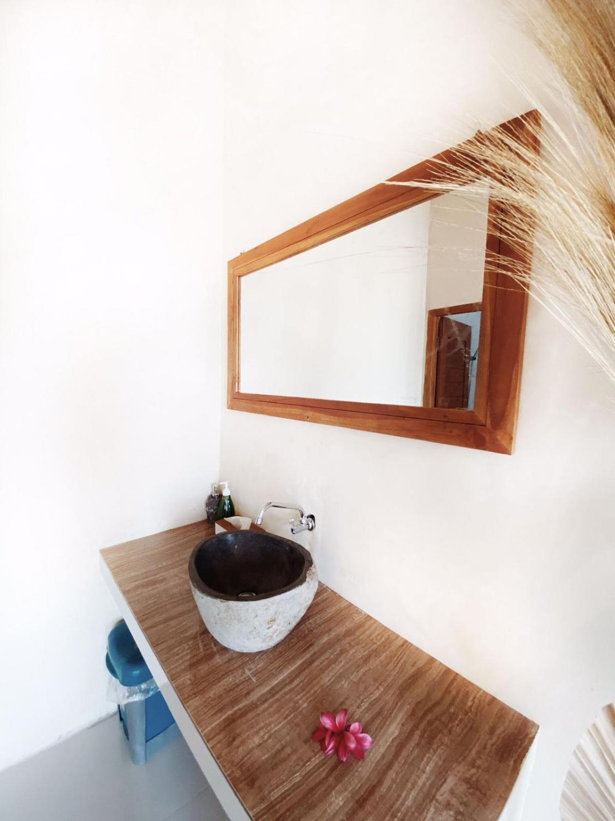 ホテル Sumbul View Surfcamp Airsatang エクステリア 写真