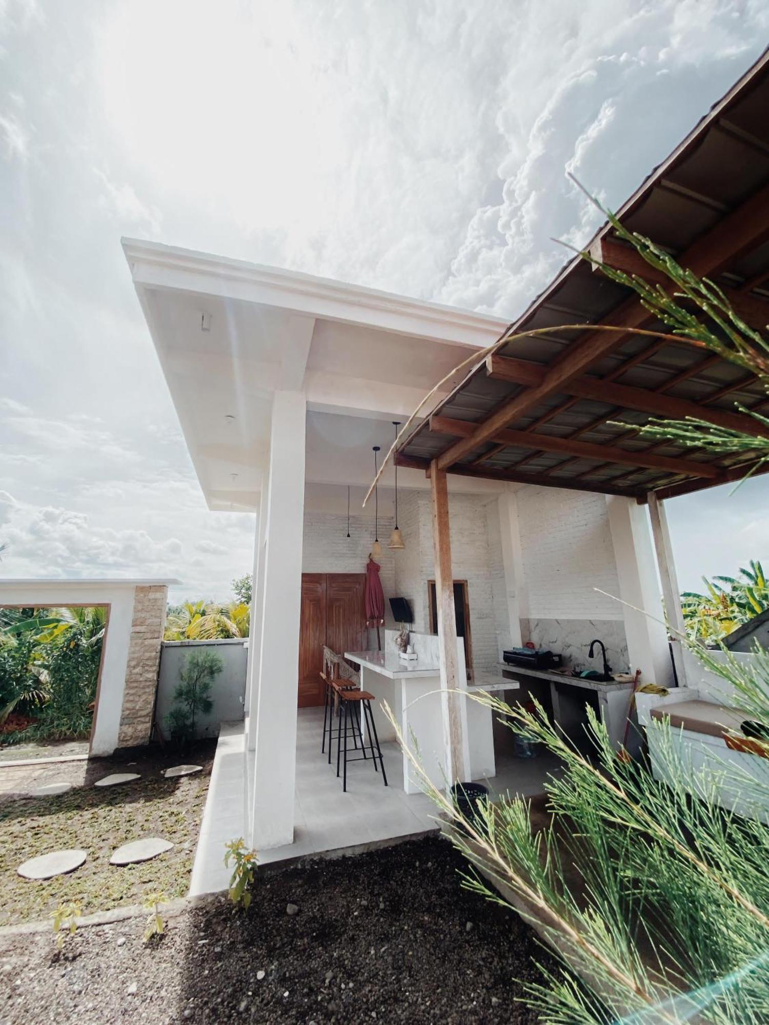 ホテル Sumbul View Surfcamp Airsatang エクステリア 写真